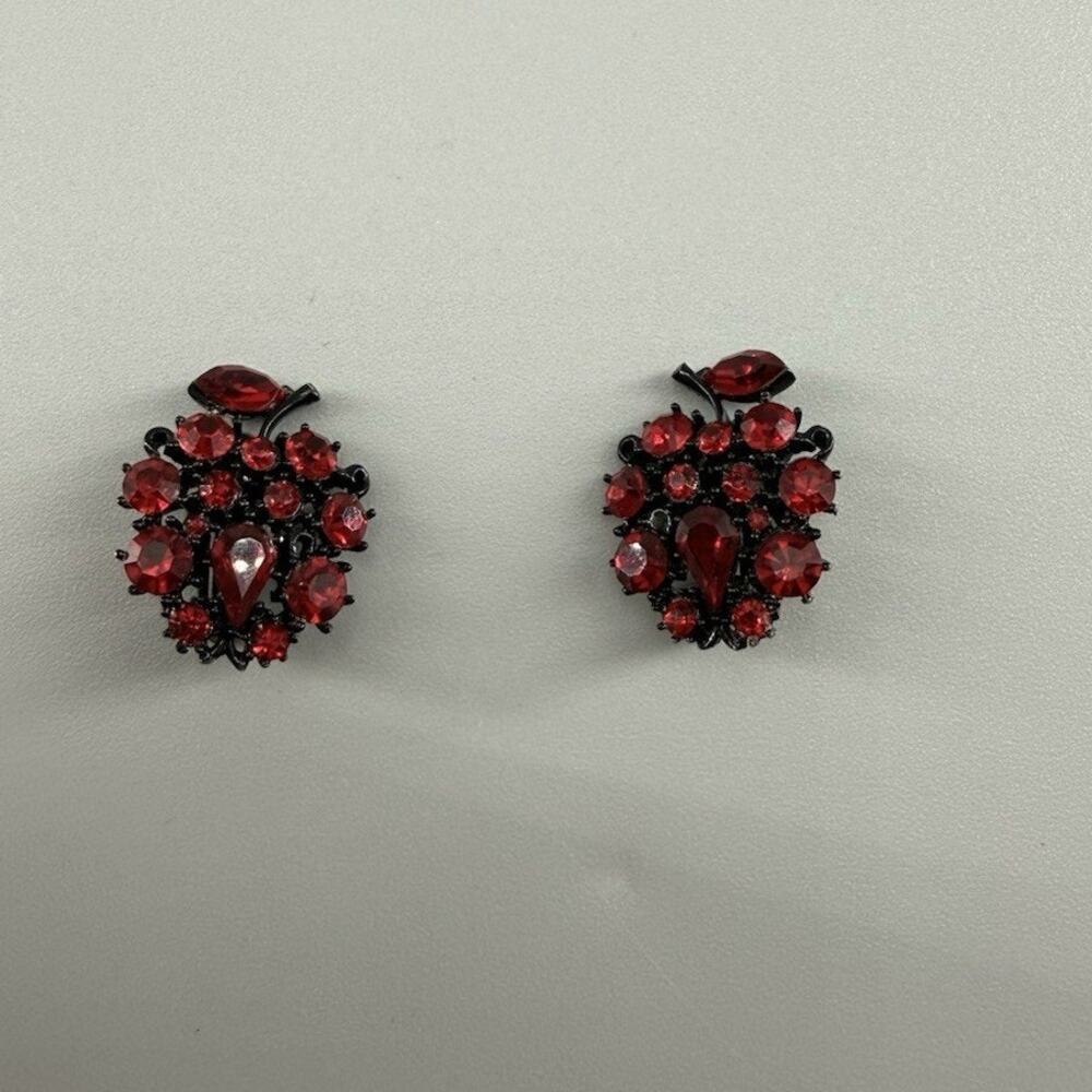Vintage Lisner Red Rhinestone Apple Earrings Black Japanned Clip On